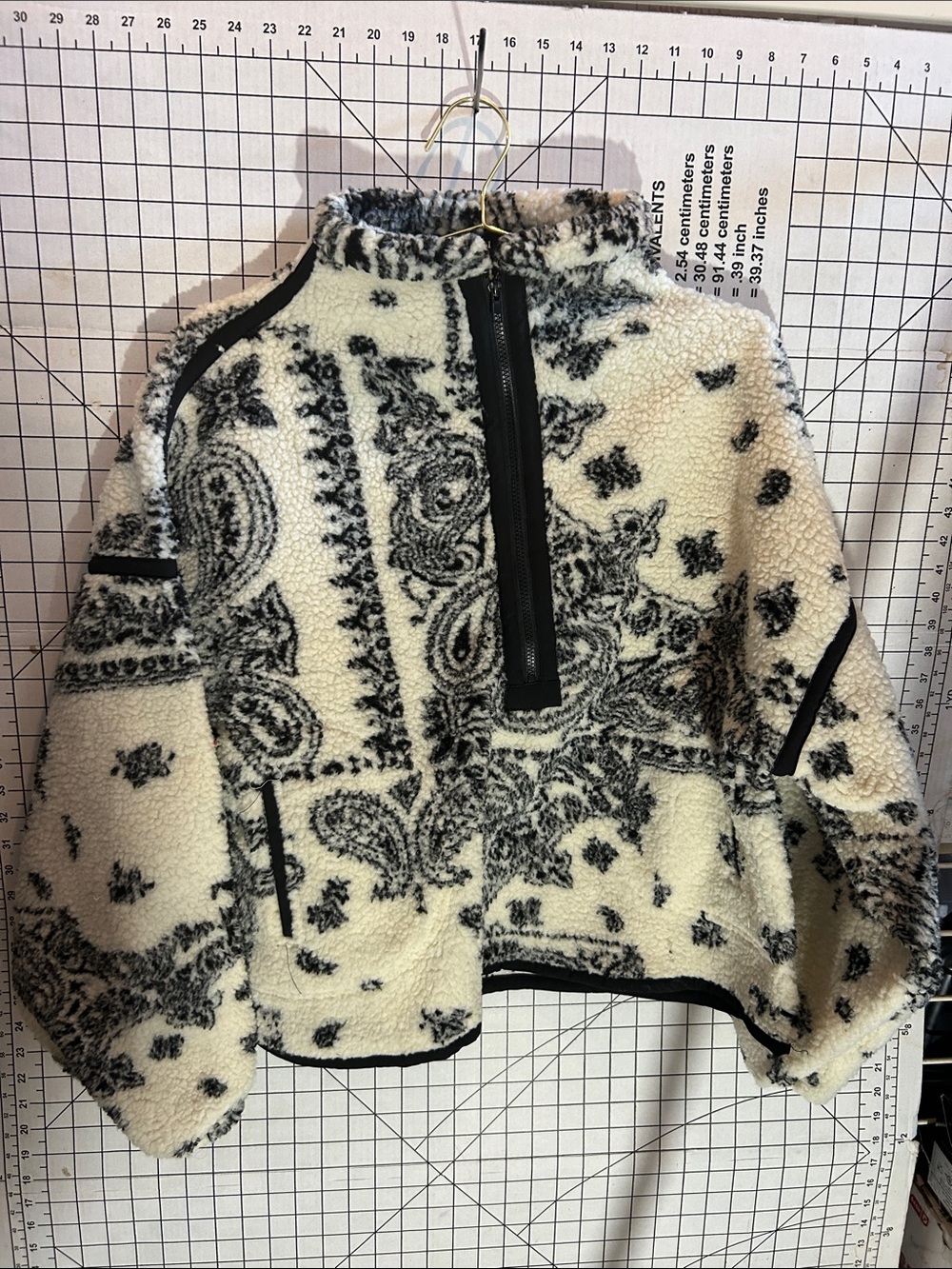 VICI Brianna Sherpa Paisley Quarter Zip Sweatshirt
